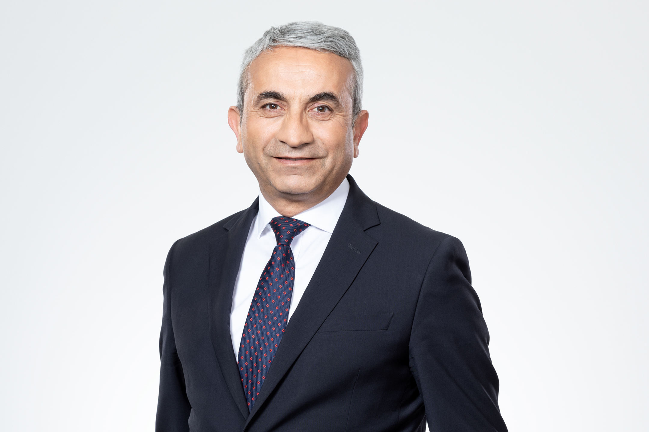 Portrait Regierungsrat Mustafa Atici